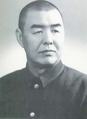 鄧寶珊
